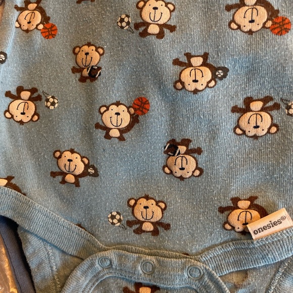 Baby boy Bundle Onsie - Picture 6 of 13